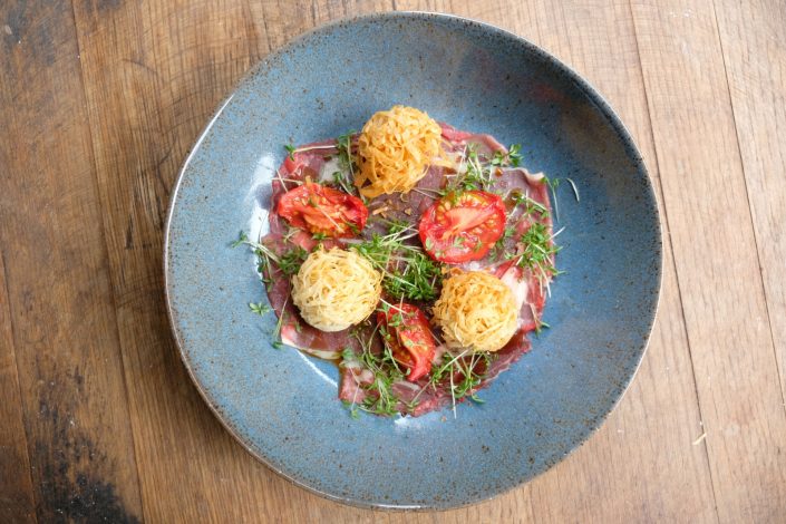 U : Nenio – Irisches Dry Aged RibEye : Tasty Tom : Parmesancustillon eat&STYLE