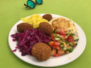 Falafel im Streetfood-Imbiss im Jerusalem