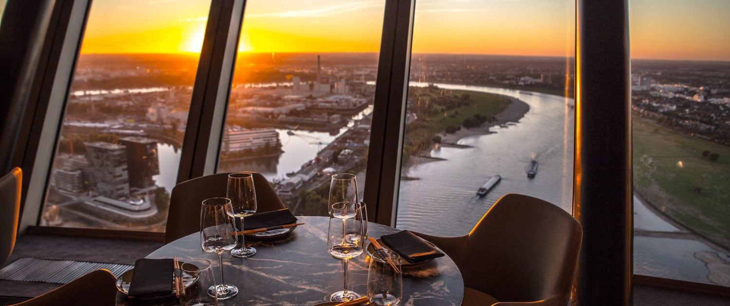 Die besten Rooftop Bars in Düsseldorf | Topliste | Mr. Düsseldorf | Foto: Qomo