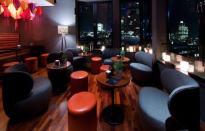 me and all Lounge | Die besten Rooftop Bars in Düsseldorf | Topliste | Mr. Düsseldorf | Foto: me and all