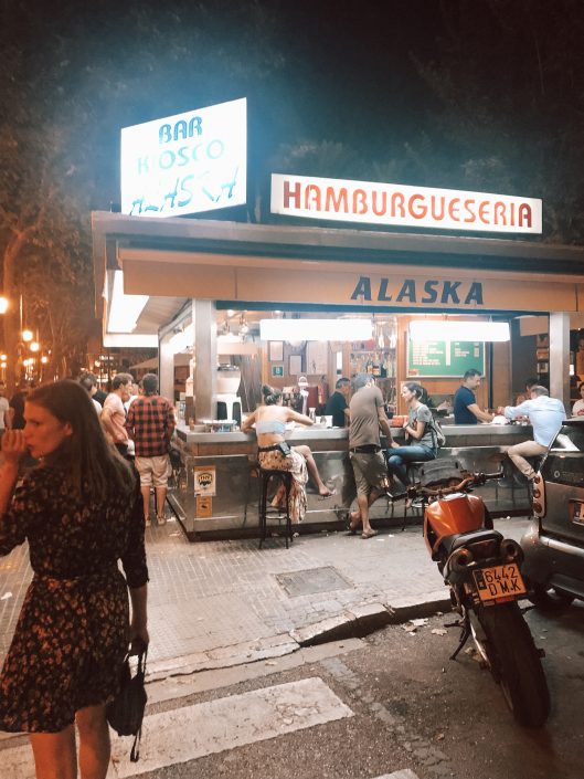 Kultbar und Burgerbude | Reisebericht aus Palma | Mr. Düsseldorf Kultbar und Burgerbude | Reisebericht aus Palma | Mr. Düsseldorf