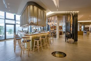 Seezeitlodge Hotel & Spa | Bar Nox | Magazin | Mr. Düsseldorf | © Günter Standl