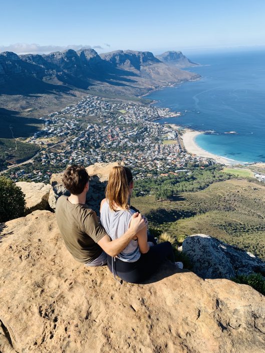 Reisebericht aus Kapstadt | Magazin – Mr. Düsseldorf | Kapstadt Aussicht Lion’s Head Reisebericht aus Kapstadt | Magazin - Mr. Düsseldorf | Kapstadt Aussicht Lion's Head