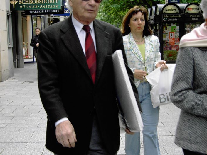 fiftyfifty – Beistand auf der Straße | Magazin | lse Bechte Königsallee | Mr. DüsseldorfI