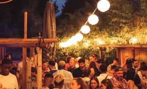 Peaches Island – Latino Open Air Beach Party | Mr. Düsseldorf | Düsseldates | Foto: Peaches Island