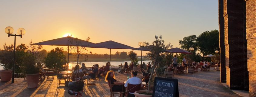 Top Sonnenuntergänge in Düsseldorf | Magazin | Mr. Düsseldorf | Foto: Tonhallen Terrasse