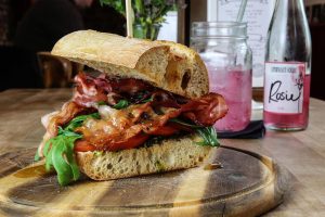 Flurklinik | Die besten Läden zum Brunchen & Frühstücken in Düsseldorf | Mr. Düsseldorf | Foto: Flurklinik