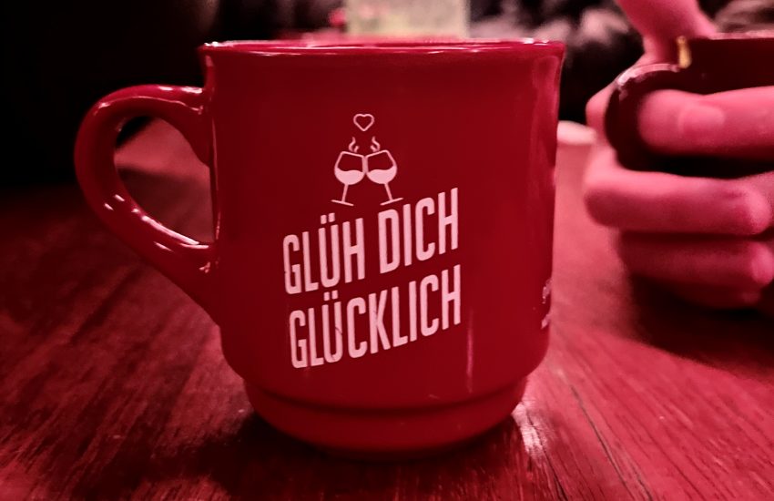Glüh dich Glücklich | Top Glühwein Spots in Düsseldorf | Topliste | Mr. Düsseldorf | Foto: Hanna Farsch