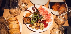 Top Tapas Restaurants in Düsseldorf | Magazin | Mr. Düsseldorf | Foto: Ghorban Delikatessen