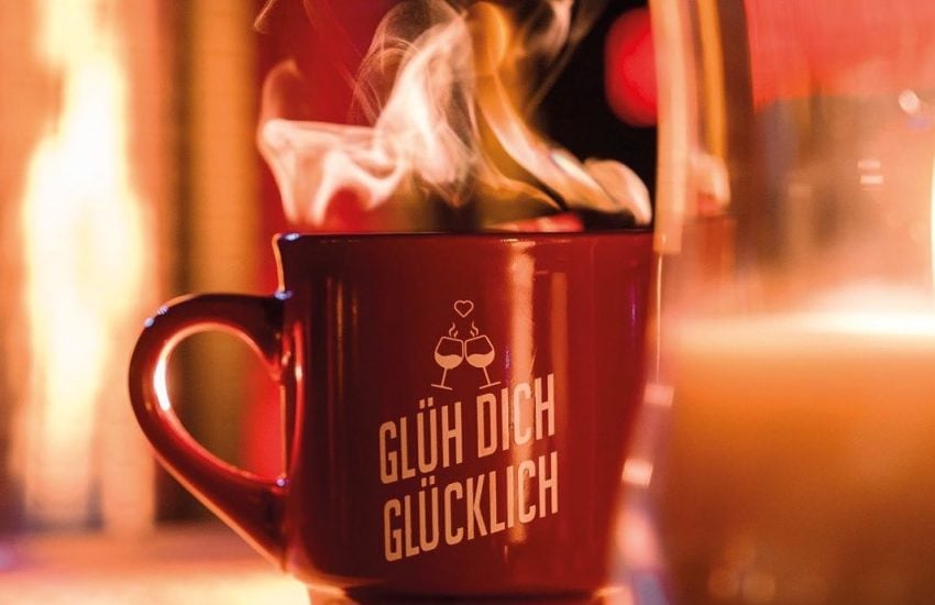 Make Love Not War! by Glüh Dich Glücklich | Die besten Tipps für Silvester in Düsseldorf | Magazin | Mr. Düsseldorf | Foto: Glüh Dich Glücklich