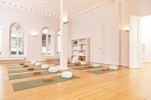 karmakarma | Top Studios für Yoga in Düsseldorf | Mr. Düsseldorf | Foto: karmakarma
