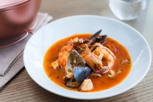 Bouillabaisse | Top Restaurants und Cafés in Oberkassel | Mr. Düsseldorf | Foto: Shutterstock
