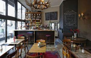 Café Hüftgold | Top Aktivitäten bei Regen in Düsseldorf | Magazin | Mr. Düsseldorf | Foto: Café Hüftgold