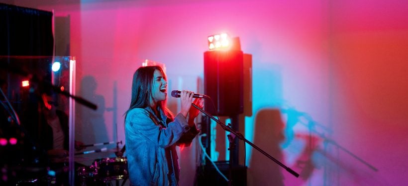 Top Karaoke Bars in Düsseldorf | Magazin | Mr. Düsseldorf | Foto: Unsplash