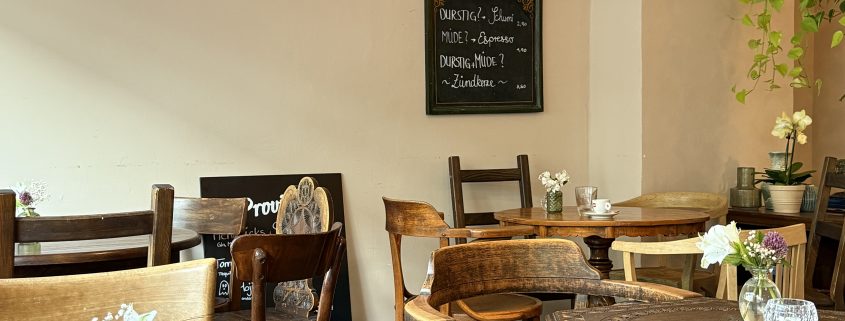 Café Dübchen | Mr. Düsseldorf | Düsseldates | Foto: Mr. Düsseldorf Café Dübchen | Mr. Düsseldorf | Düsseldates | Foto: Mr. Düsseldorf