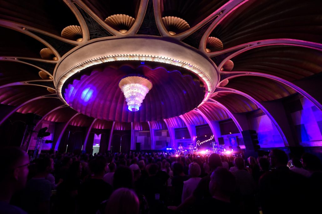 Indoor Festivaltag New Fall Festival 2025 Rheinterrasse Düsseldorf 1 Nov