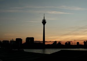 apéro Sunset Cruise | Mr. Düsseldorf | Düsseldates | Foto: Pexels