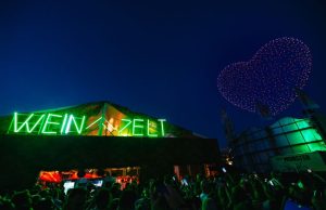 Weinzelt | Rheinkirmes Düsseldorf - die besten Tipps | Mr. Düsseldorf | Topliste | Foto: Weinzelt