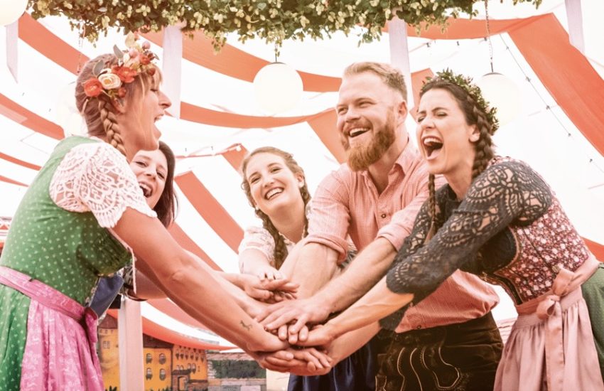 Düsseldorfer Oktoberfest | Oktoberfest Düsseldorf - die besten Tipps | Mr. Düsseldorf | Topliste | Foto: Oktoberfest Düsseldorf Düsseldorfer Oktoberfest | Oktoberfest Düsseldorf - die besten Tipps | Mr. Düsseldorf | Topliste | Foto: Oktoberfest Düsseldorf