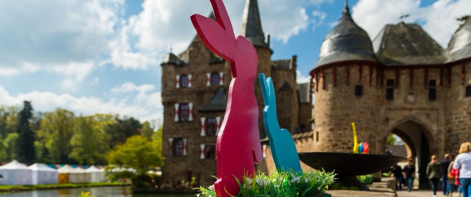 Ostermarkt Burg Satzvey | Topliste Ostern | Topliste | Mr. Düsseldorf | Foto: Ostermarkt Burg Satzvey