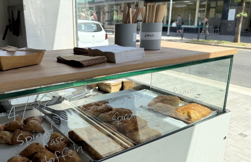 Filo Pies | Topliste Neueröffnungen | Topliste | Mr. Düsseldorf | Foto: Mr. Düsseldorf Filo Pies | Topliste Neueröffnungen | Topliste | Mr. Düsseldorf | Foto: Mr. Düsseldorf