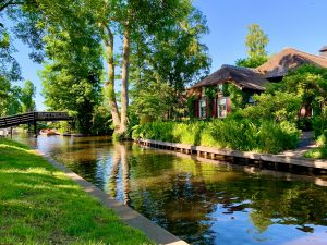 Giethoorn | Top Tagesausflüge Holland | Magazin | Mr. Düsseldorf | Foto: Unsplash Moein Forutani
